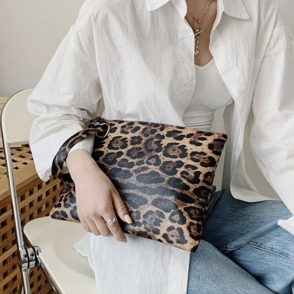 Oversized Clutches